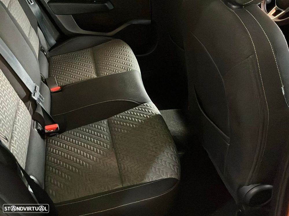 Renault Clio 1.0 TCe Techno - 17