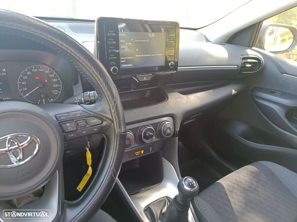 Toyota Yaris - 6
