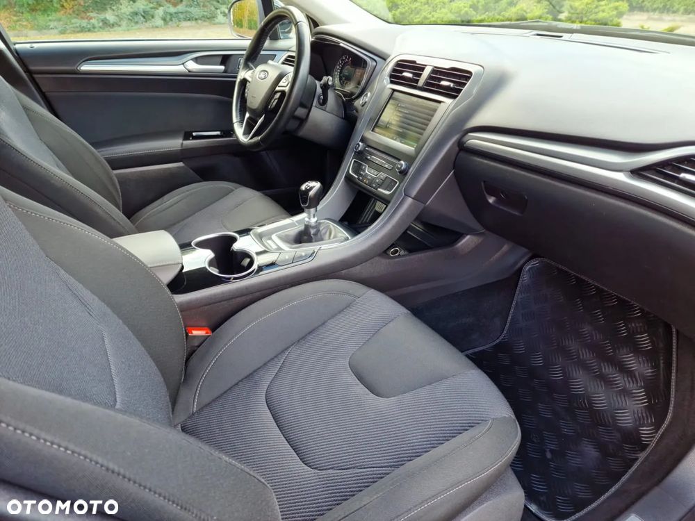 Ford Mondeo 2.0 TDCi Titanium - 16