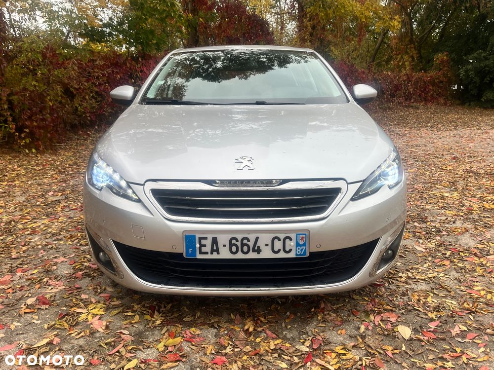 Peugeot 308 1.2 PureTech Allure S&S - 9