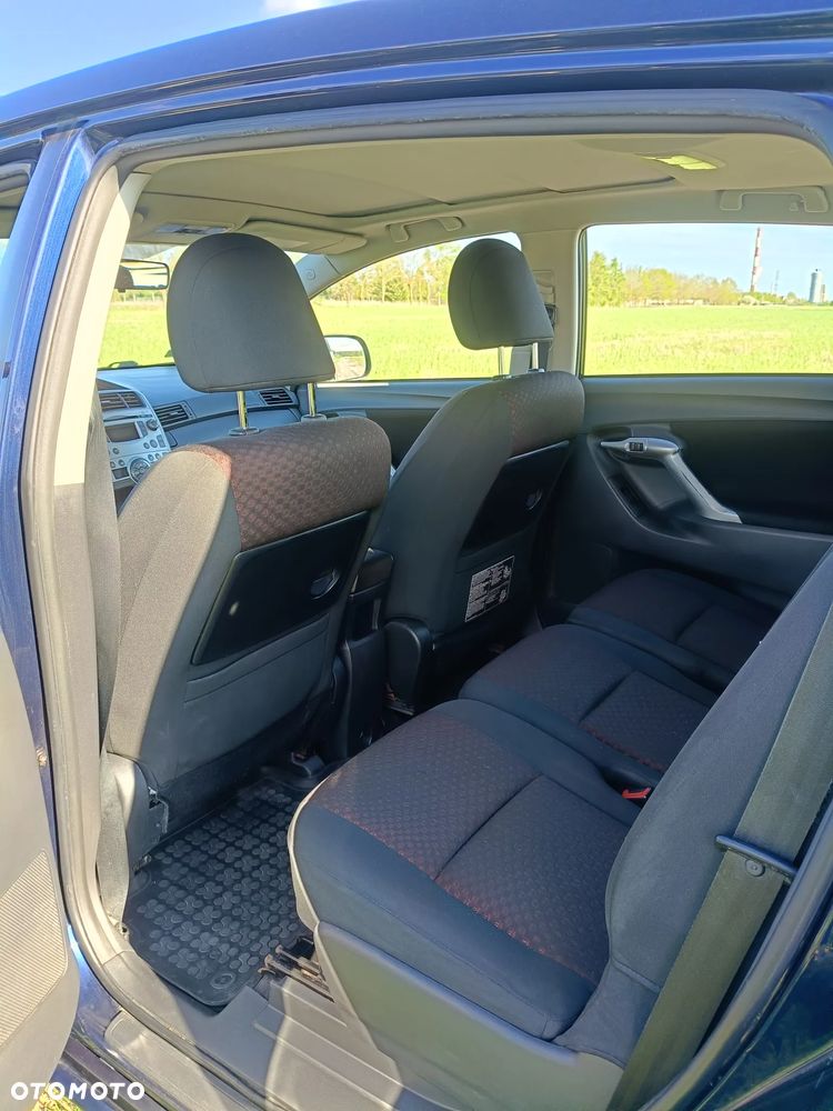 Toyota Verso 1.6 - 10