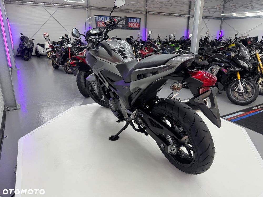 Honda NC - 7