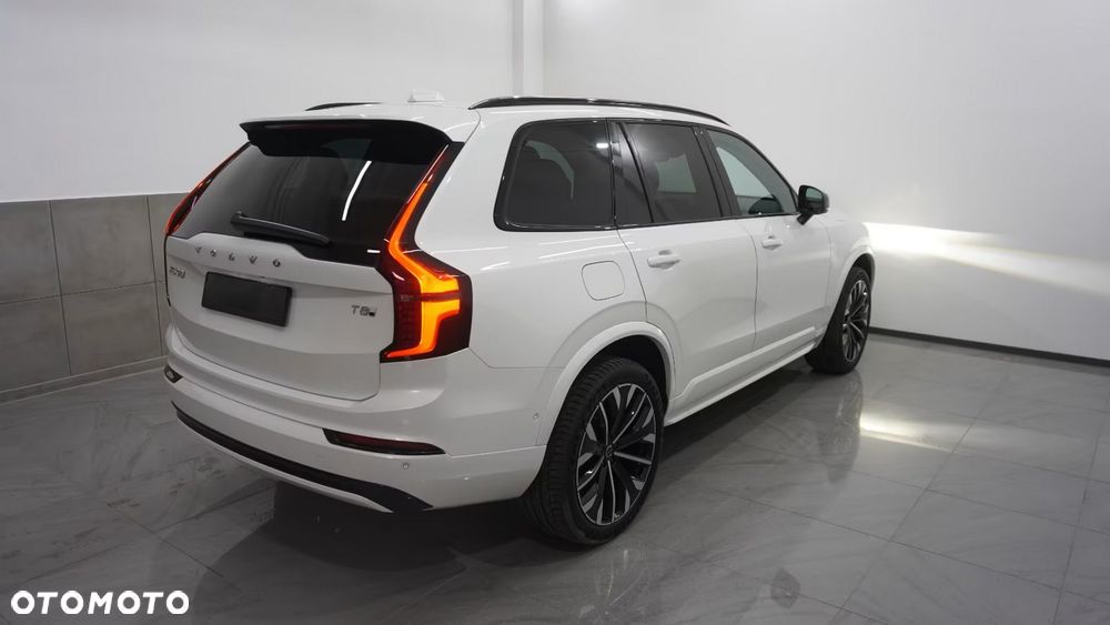 Volvo XC 90 T8 AWD Plus Dark - 3