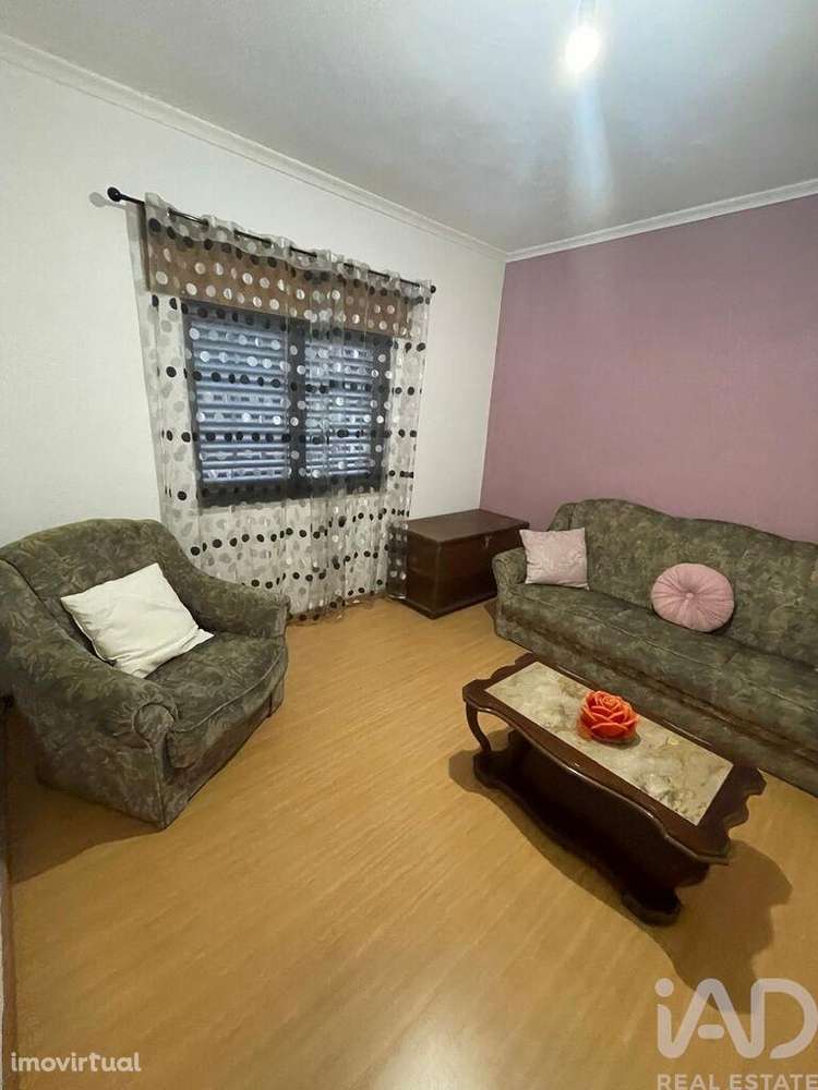 Moradia isolada T4 em Madalena e Samaiões de 248 m2 - Grande imagem: 3/21