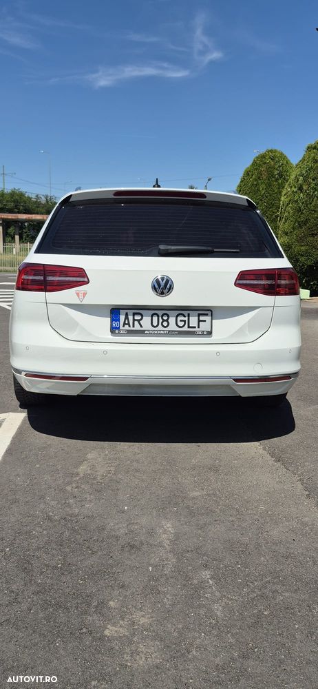 Volkswagen Passat - 17