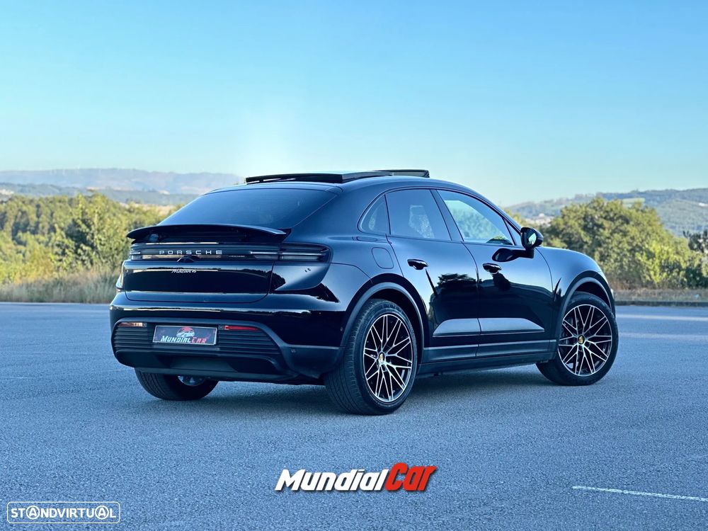 Porsche Macan Electric 4 - 3