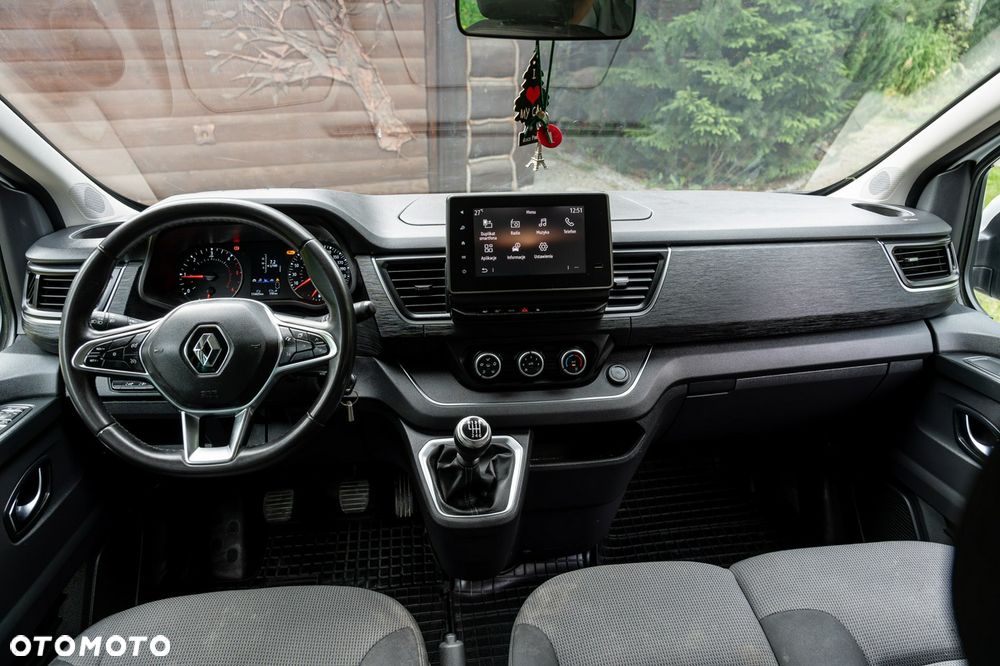 Renault Trafic Grand 2.0 dCi - 33