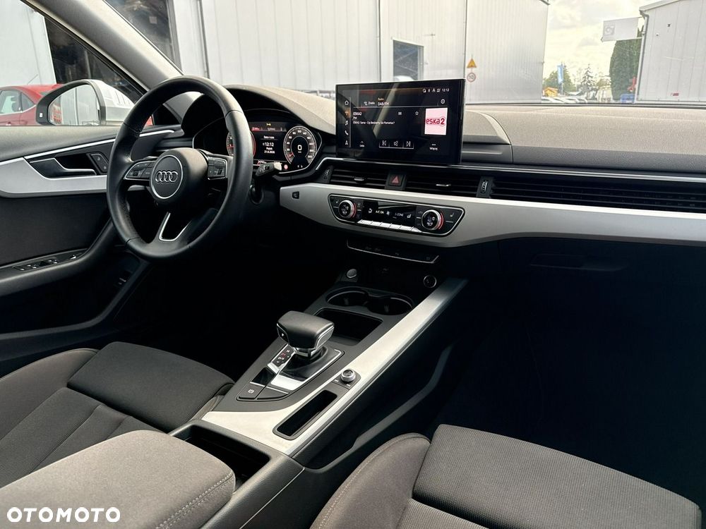Audi A4 Limousine 35 TFSI mHEV S tronic - 21