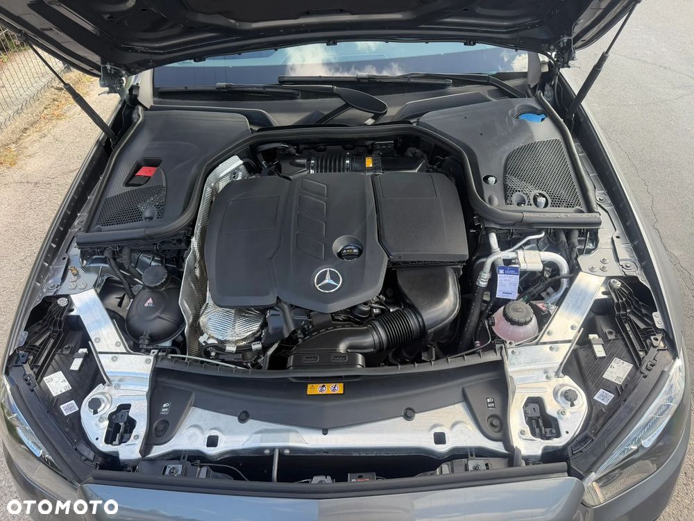 Mercedes-Benz Klasa E - 33
