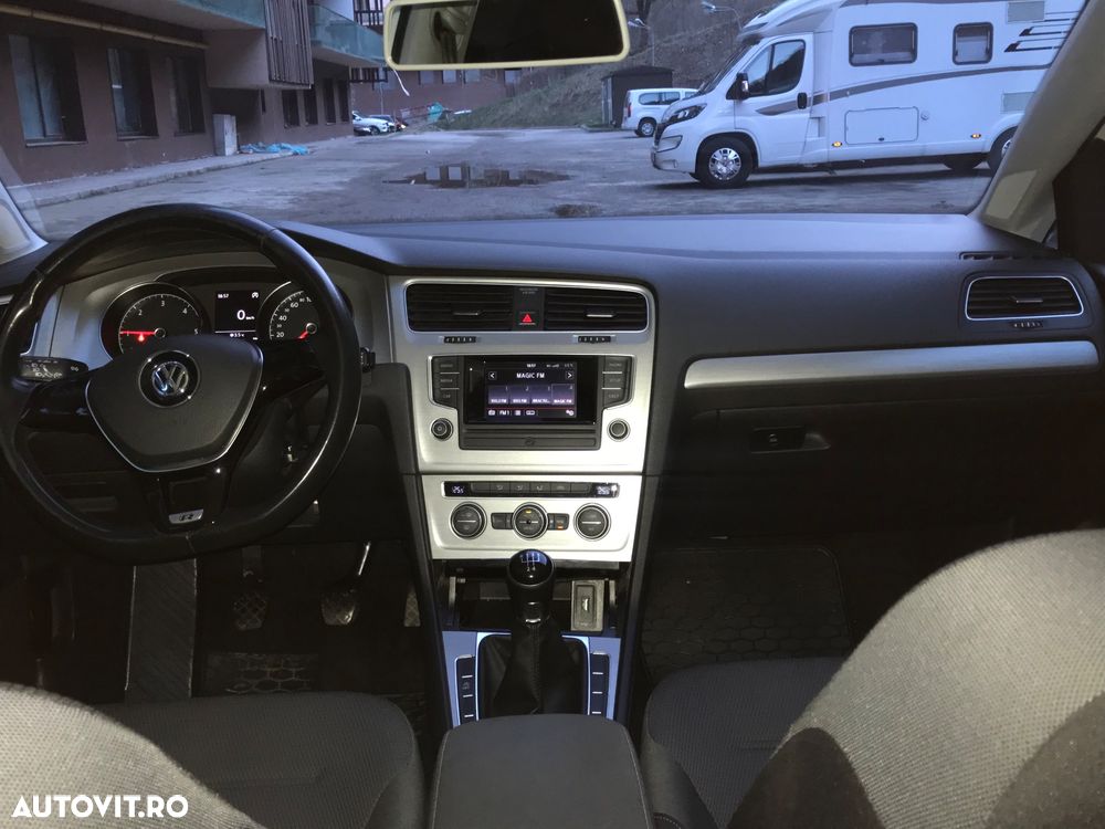 Volkswagen Golf 1.6 TDI BMT Comfortline - 6