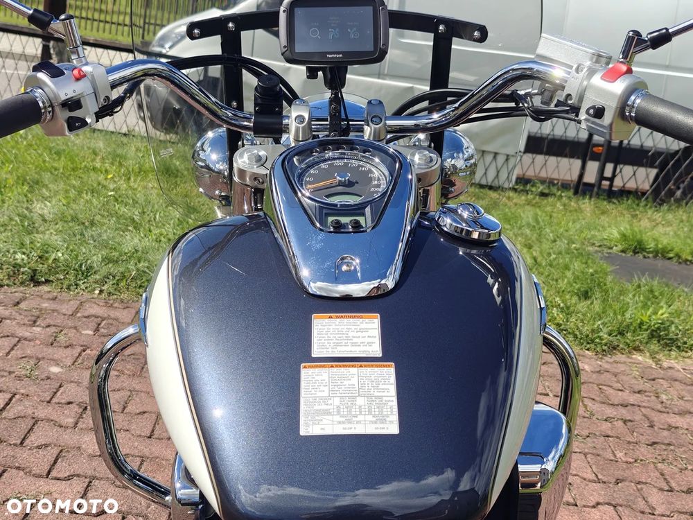 Suzuki Intruder - 29