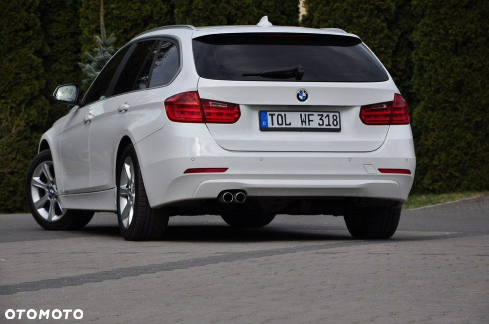 BMW Seria 3 330d xDrive Blue Performance Luxury Line - 22