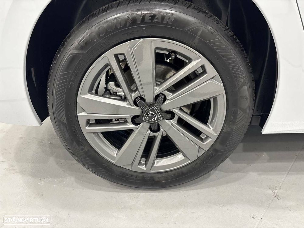 Peugeot 308 1.2 Hybrid Style e-DCS6 - 11