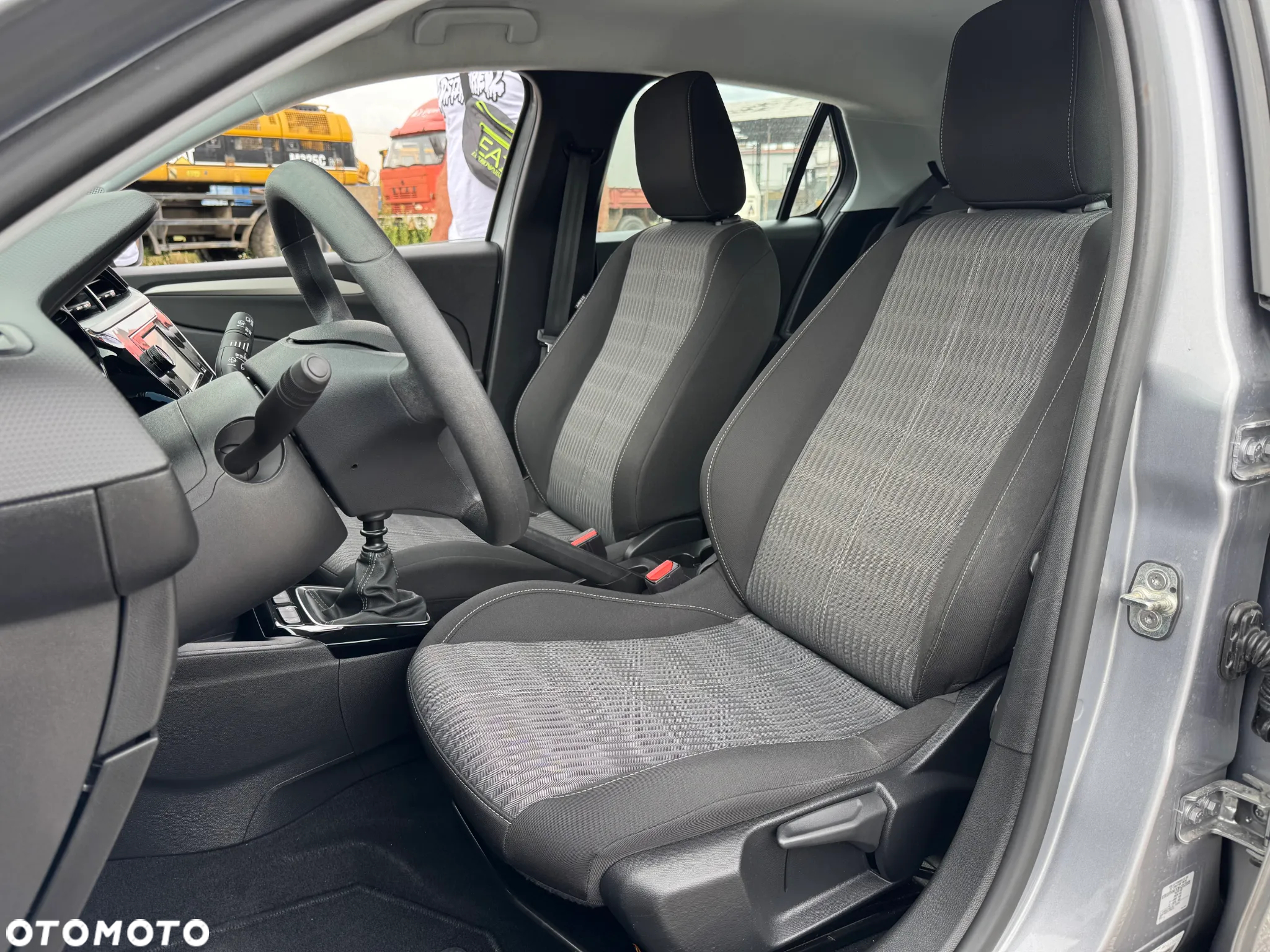 Opel Corsa 1.2 Direct Injection Turbo Edition - 4