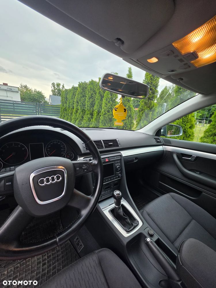 Audi A4 Limousine 1.8 - 13