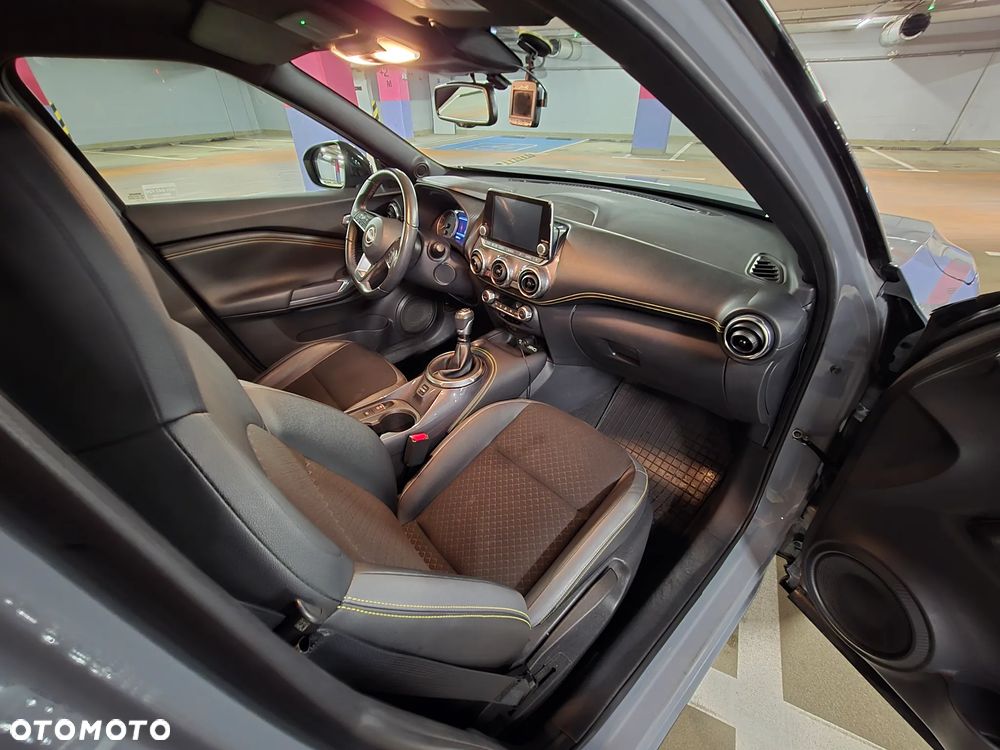 Nissan Juke 1.0 DIG-T Kiiro - 11