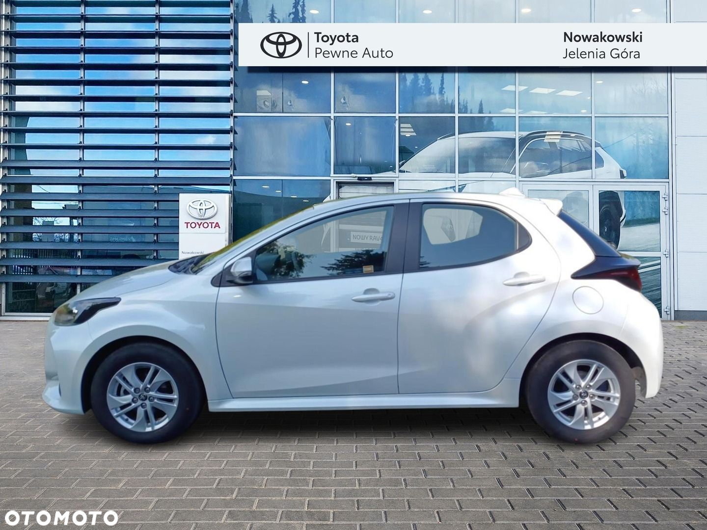 Toyota Yaris 1.5 Comfort CVT - 3