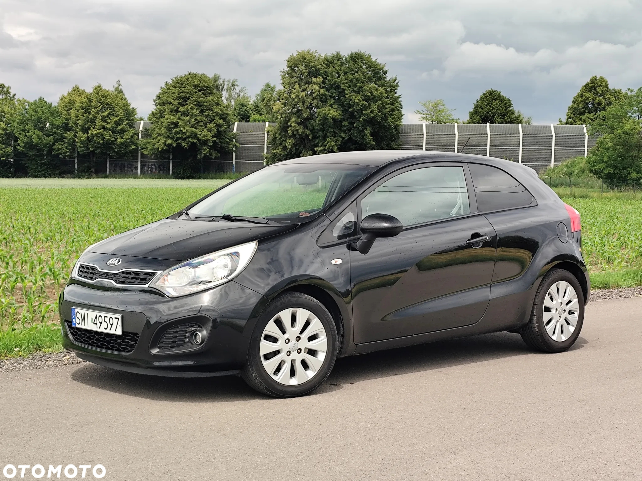Kia Rio 1.2 Dream Team Edition - 25