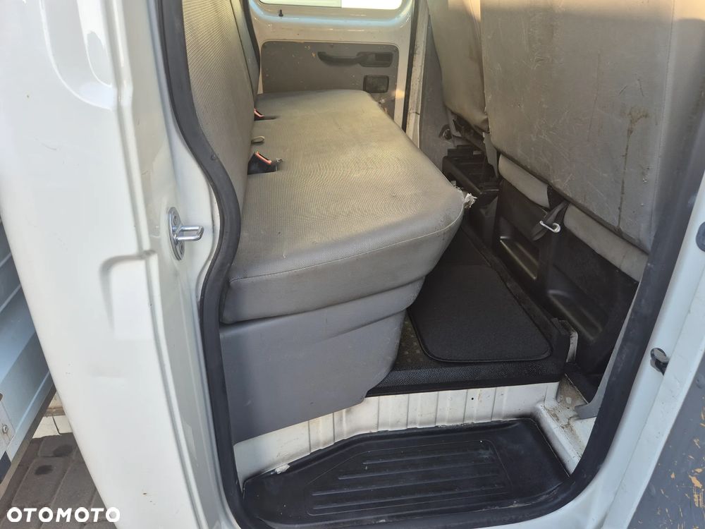 Volkswagen Transporter T5 - 13