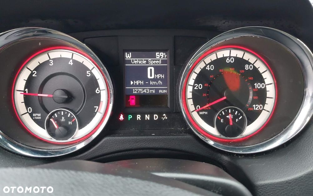 Dodge Grand Caravan - 14