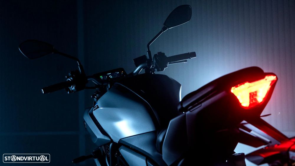 Yamaha MT-07 - 14