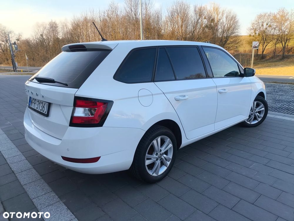 Skoda Fabia 1.0 TSI Ambition - 9