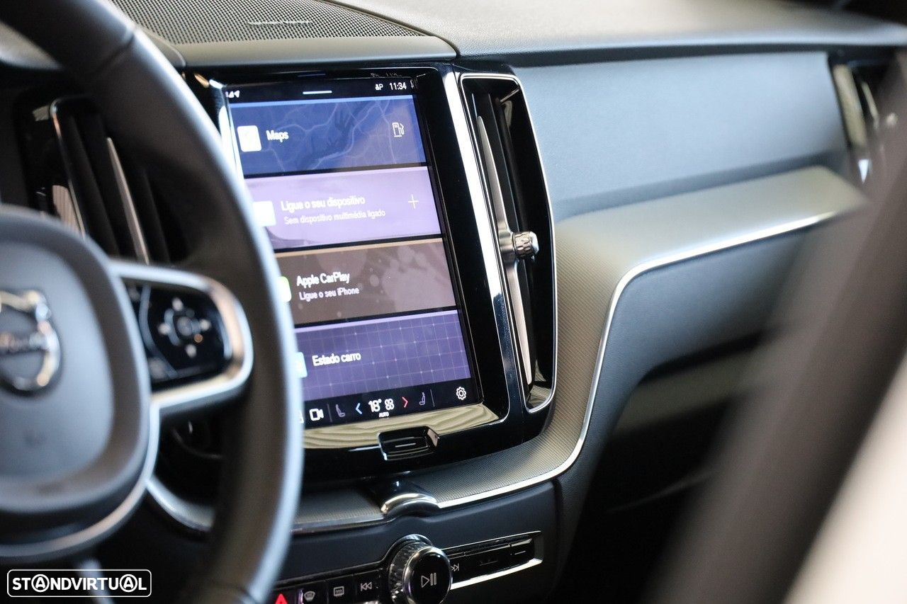 Volvo XC 60 2.0 B4 Plus Dark - 6