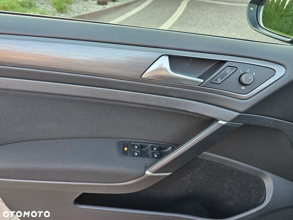 Volkswagen Golf 1.5 TSI BMT Evo Highline - 26