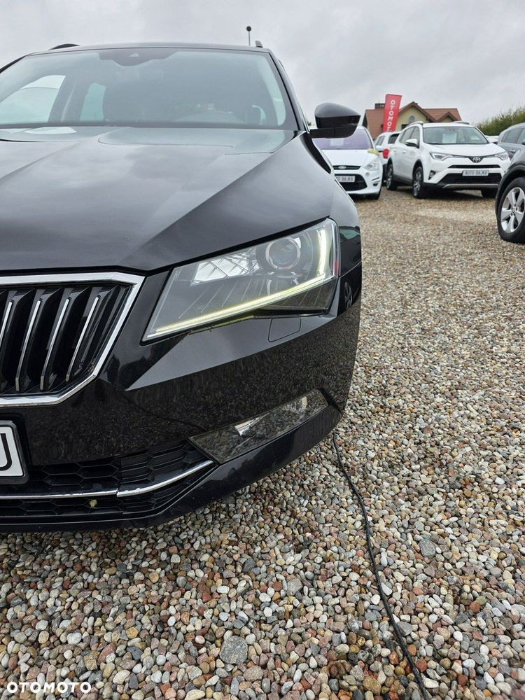 Skoda Superb 2.0 TDI SCR 4x4 Ambition DSG - 2
