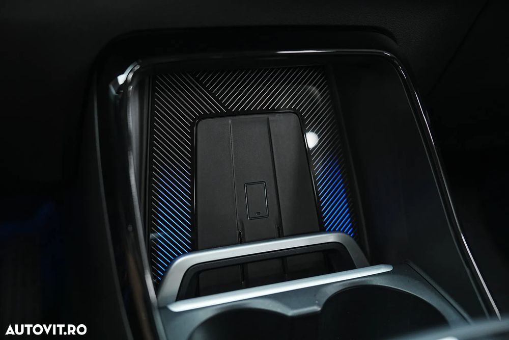 BMW X1 sDrive18d Aut. xLine - 32