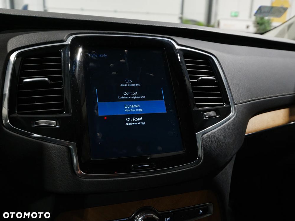 Volvo XC 90 D5 AWD Inscription - 33