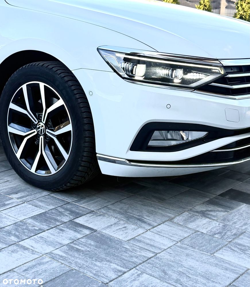 Volkswagen Passat 2.0 TDI SCR DSG Elegance - 4