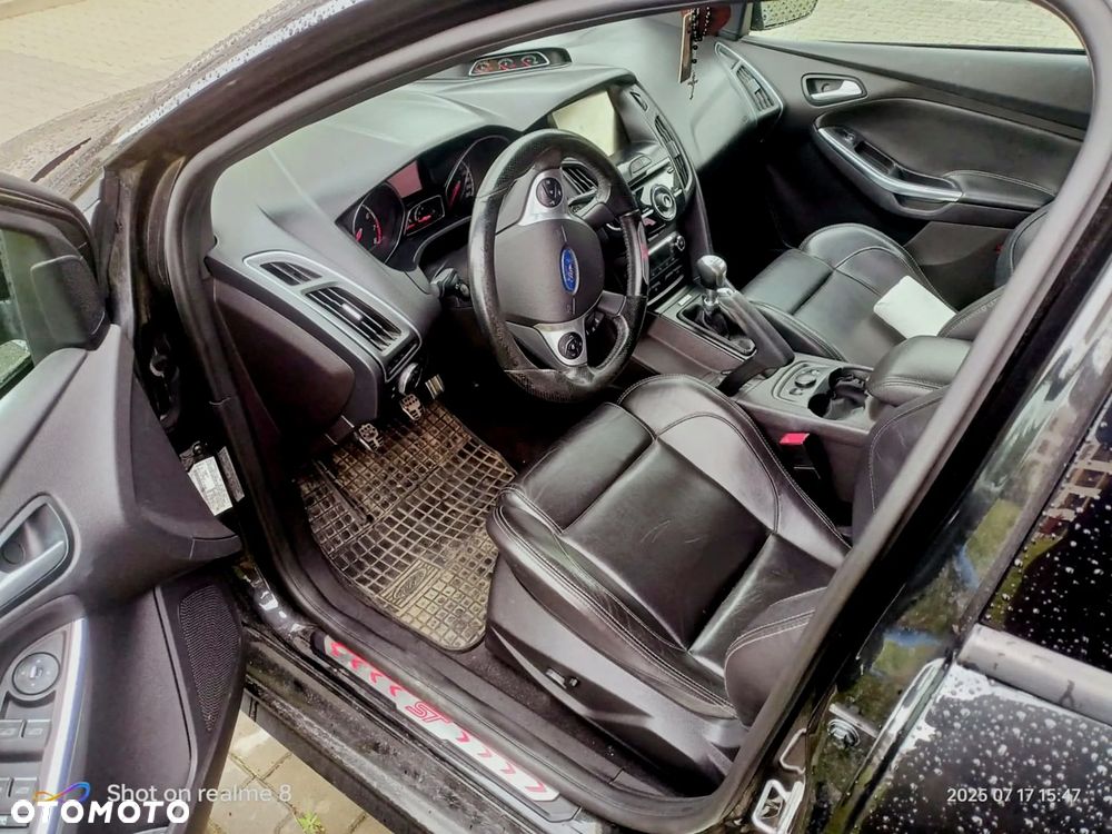 Ford Focus 2.0 EcoBoost ST - 7