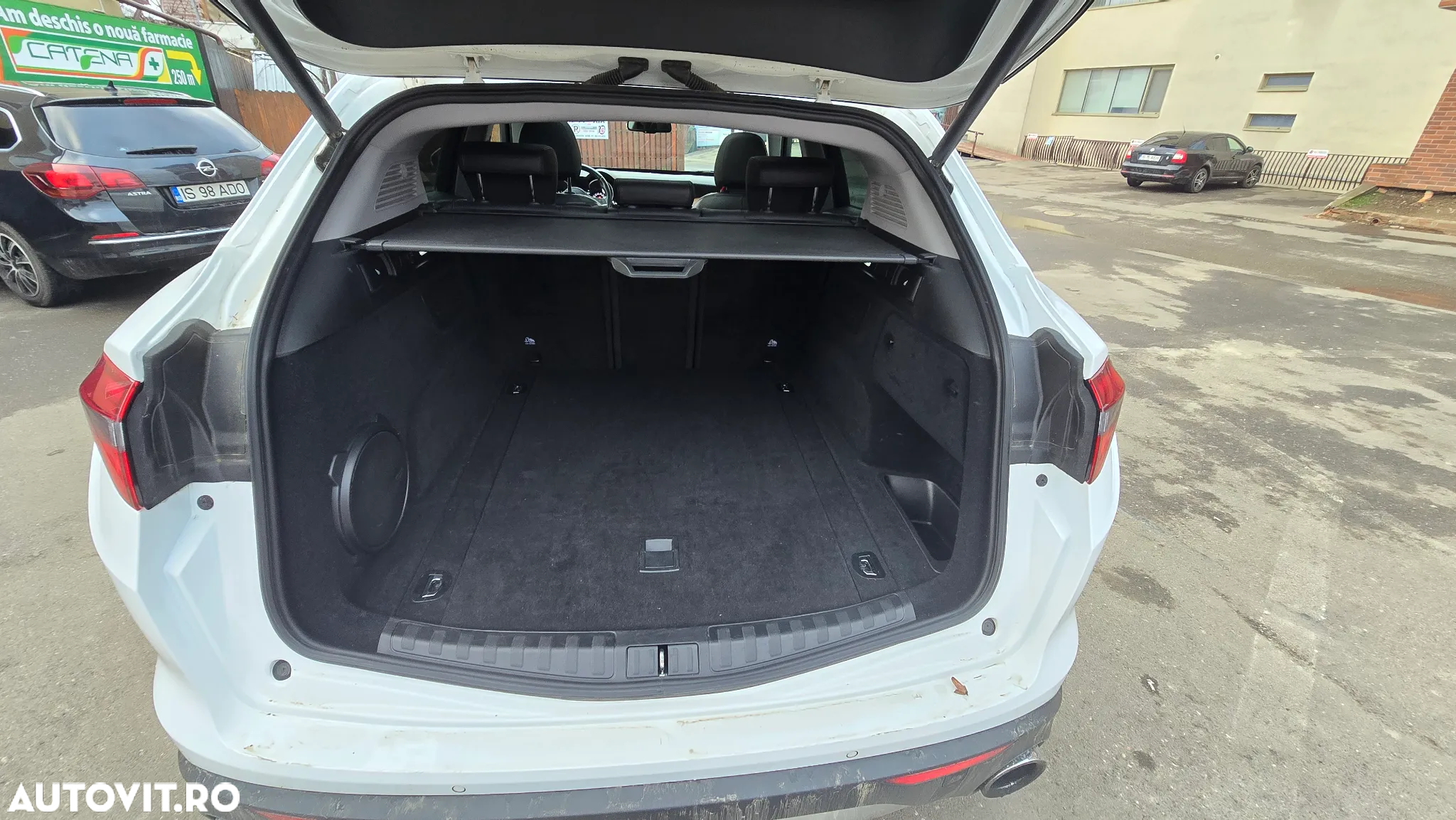 Alfa Romeo Stelvio 2.0 Turbo AWD AT8 First Edition - 9