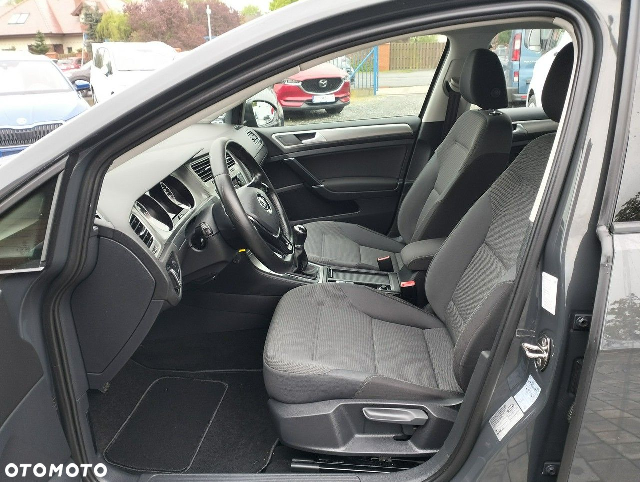 Volkswagen Golf 1.6 TDI BlueMotion Technology Comfortline - 7