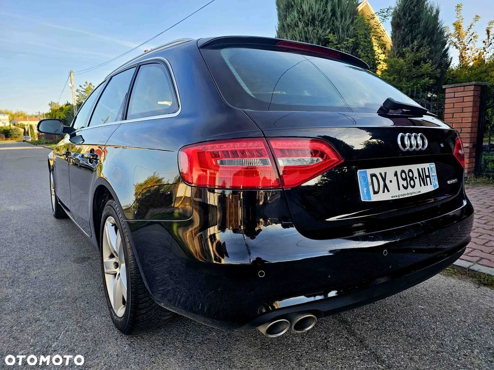 Audi A4 Avant 2.0 TDI DPF clean diesel quattro Attraction - 8