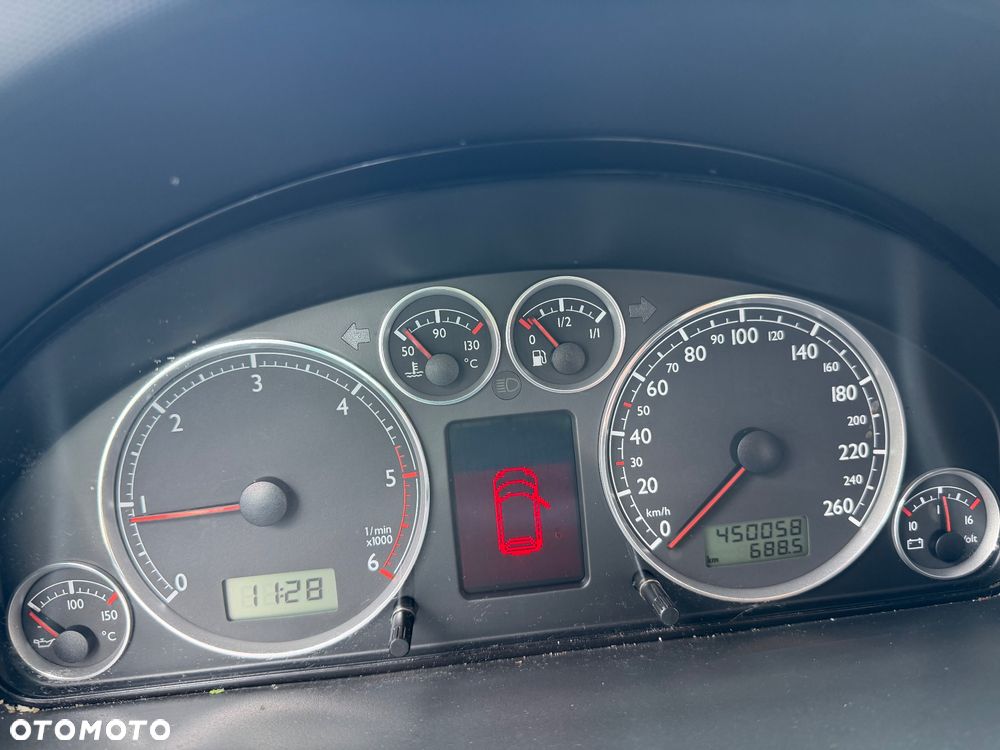 Volkswagen Sharan - 8