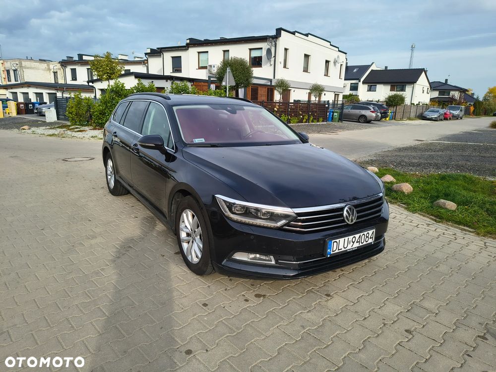 Volkswagen Passat - 8