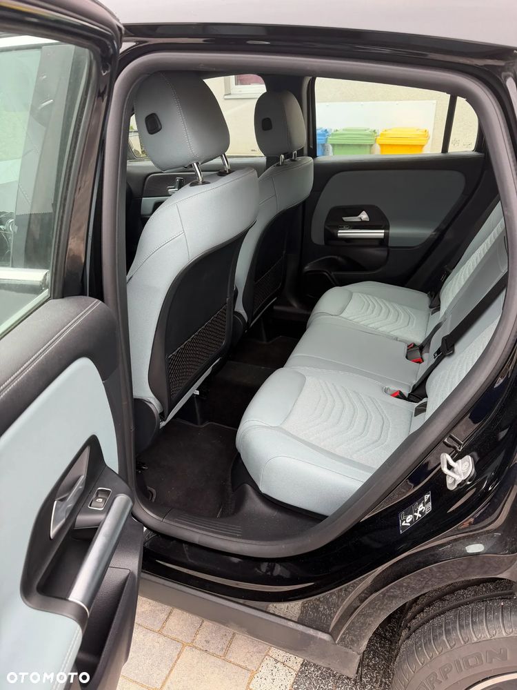Mercedes-Benz GLA 220 d AMG Line - 9
