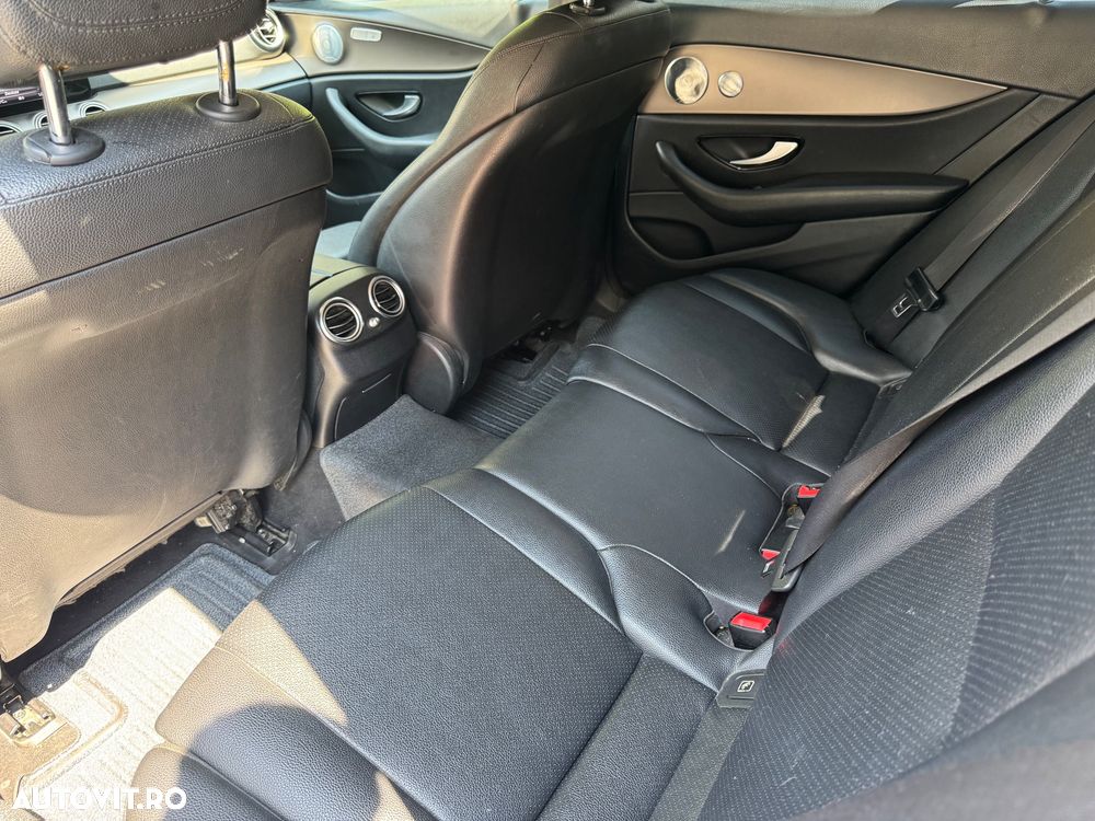Mercedes-Benz E 220 d 9G-TRONIC Avantgarde - 22