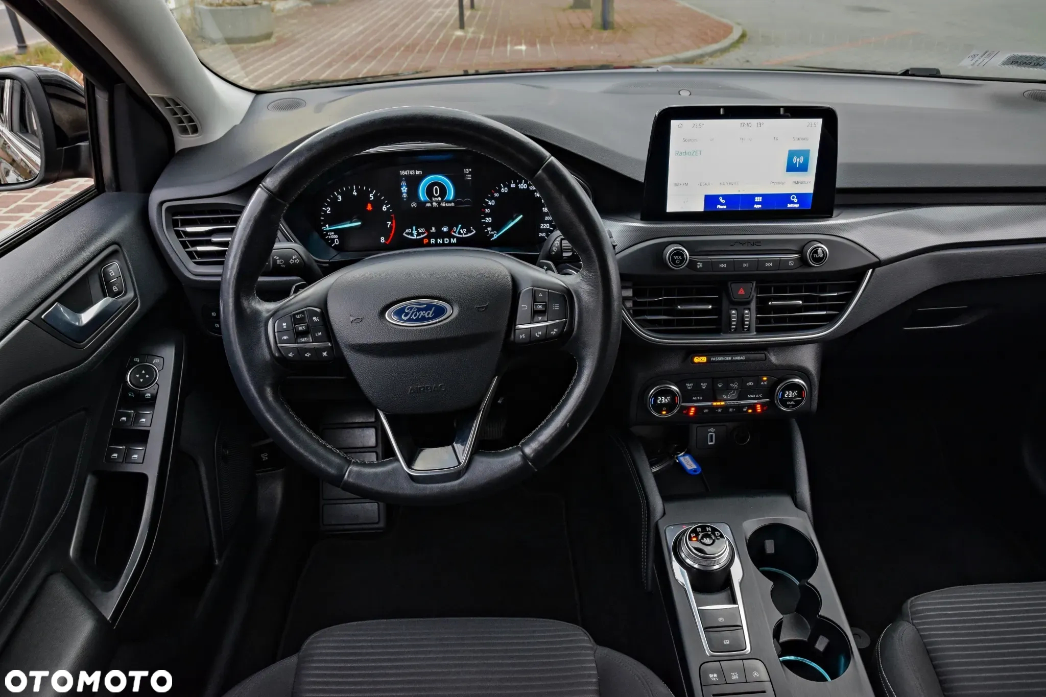 Ford Focus 1.5 EcoBoost Titanium X - 29