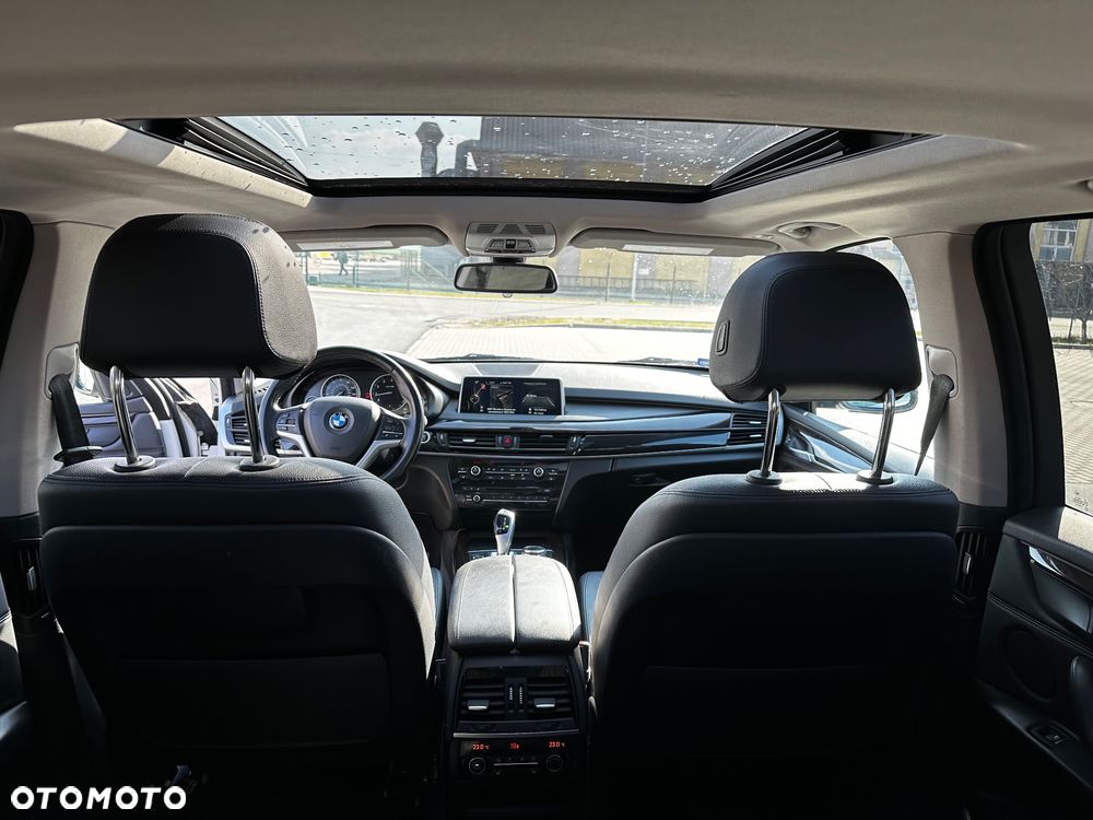 BMW X5 xDrive35i - 8