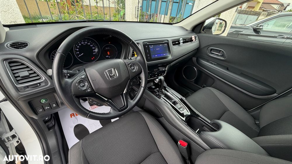Honda HR-V 1.5 i-VTEC 4x2 CVT Elegance - 22