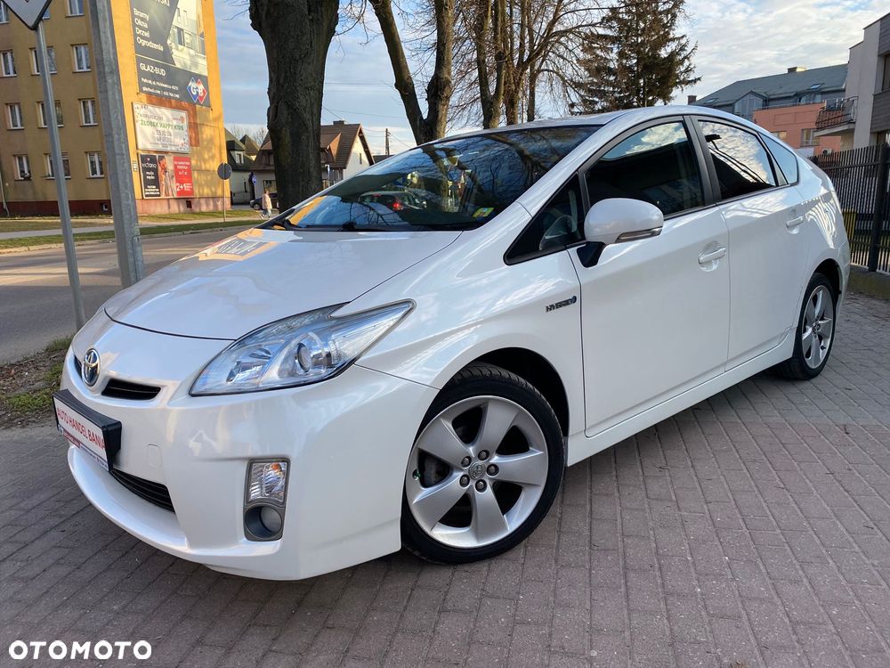 Toyota Prius (Hybrid) Comfort - 4