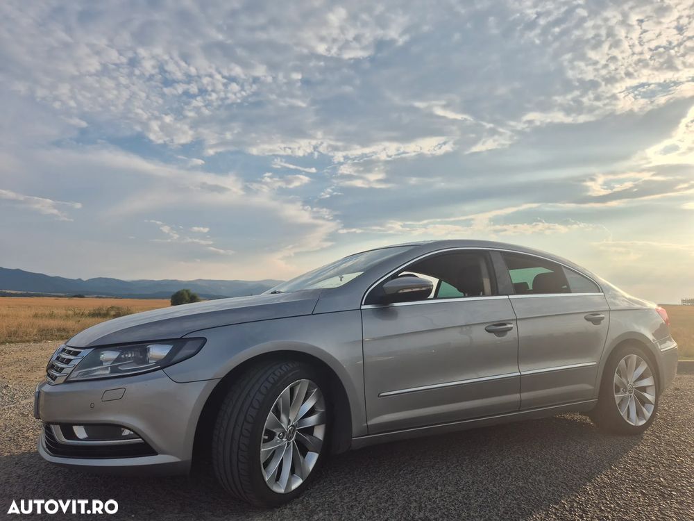 VOLKSWAGEN Passat CC