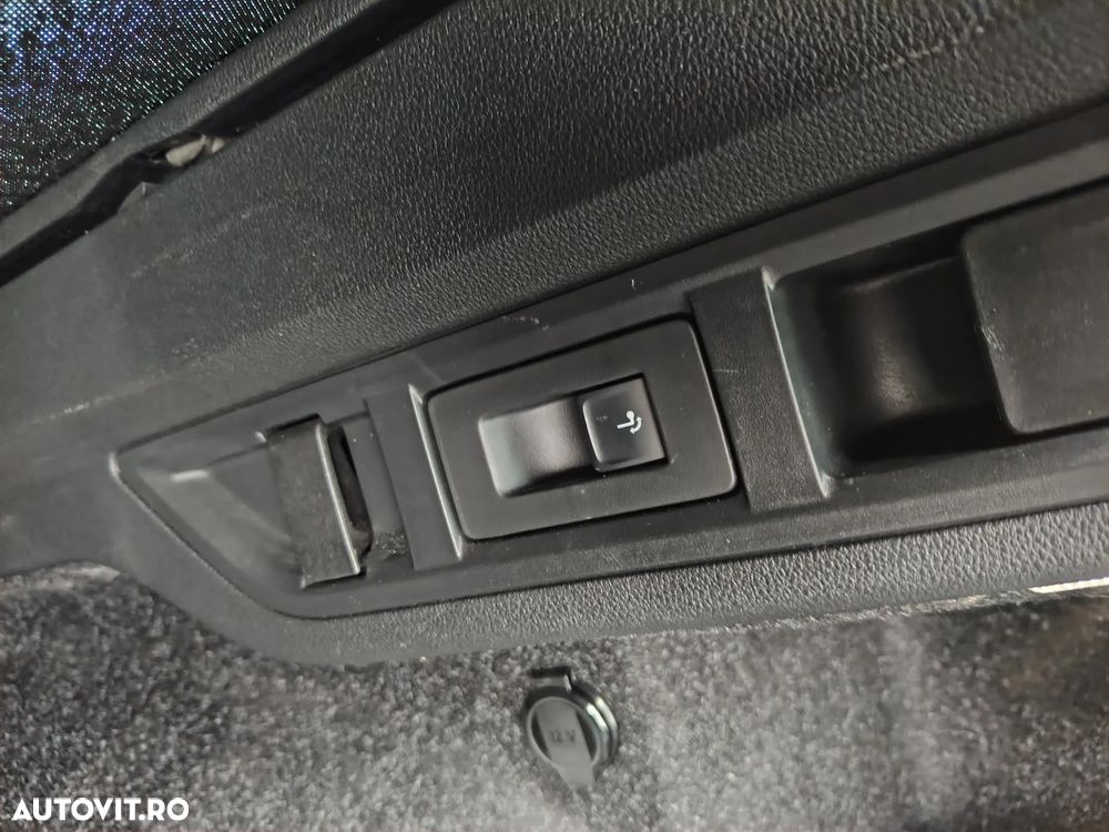 Skoda Octavia 2.0 TDI DSG Edition Plus - 4