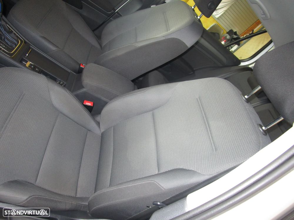 VW e-Golf AC/DC - 14