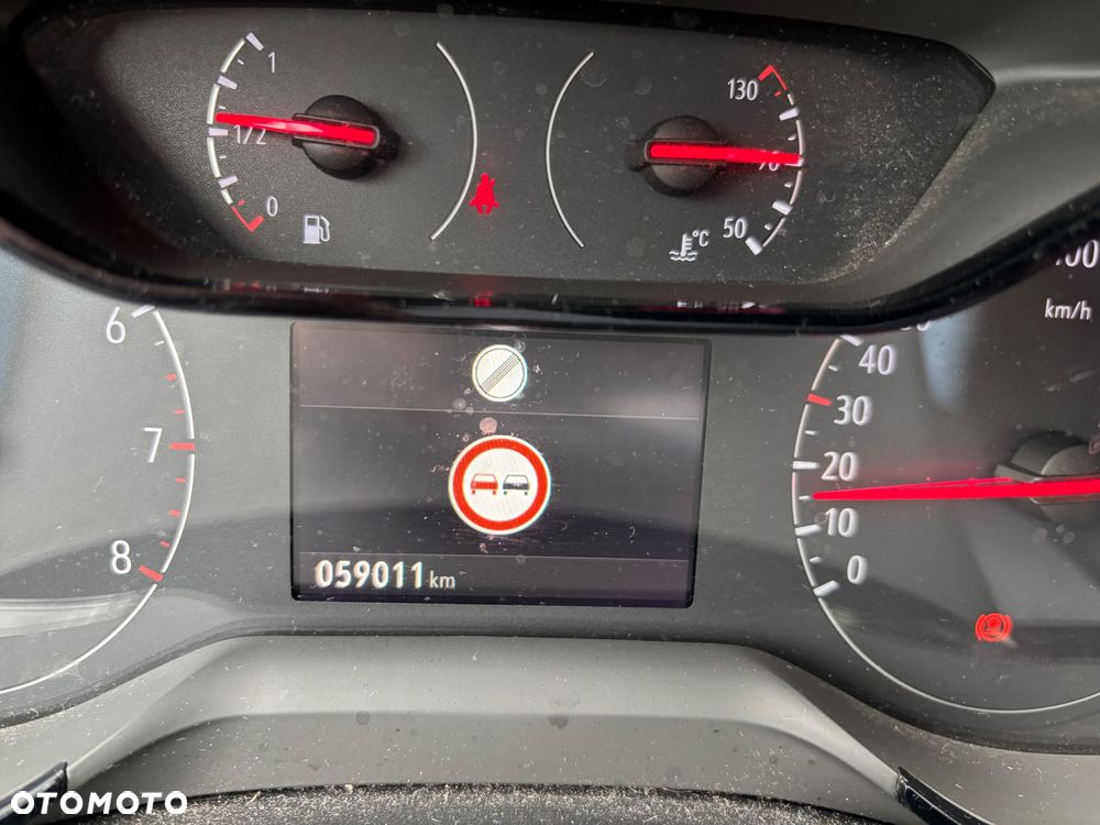 Opel Corsa 1.2 Business S&S - 36
