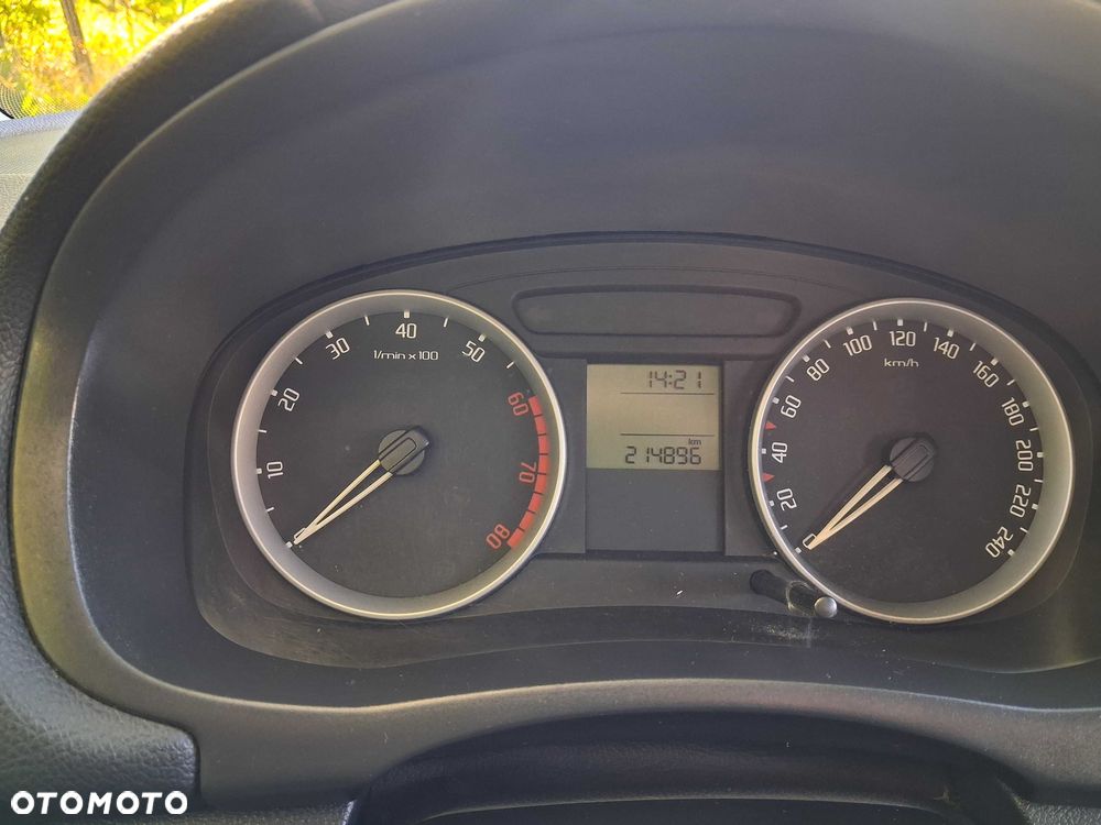 Skoda Fabia - 5