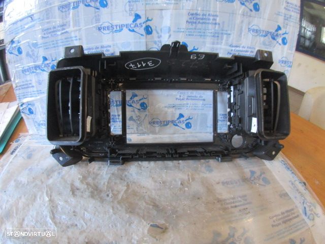 Grelha Friso 227280011 TOYOTA PROACE 2 M FOURGON LONG 2018 1.6D4D 115CV 5P CINZENTO ESCURO MEIO GRE VENTILAÇÃO CONSOLA CENTRAL - 2